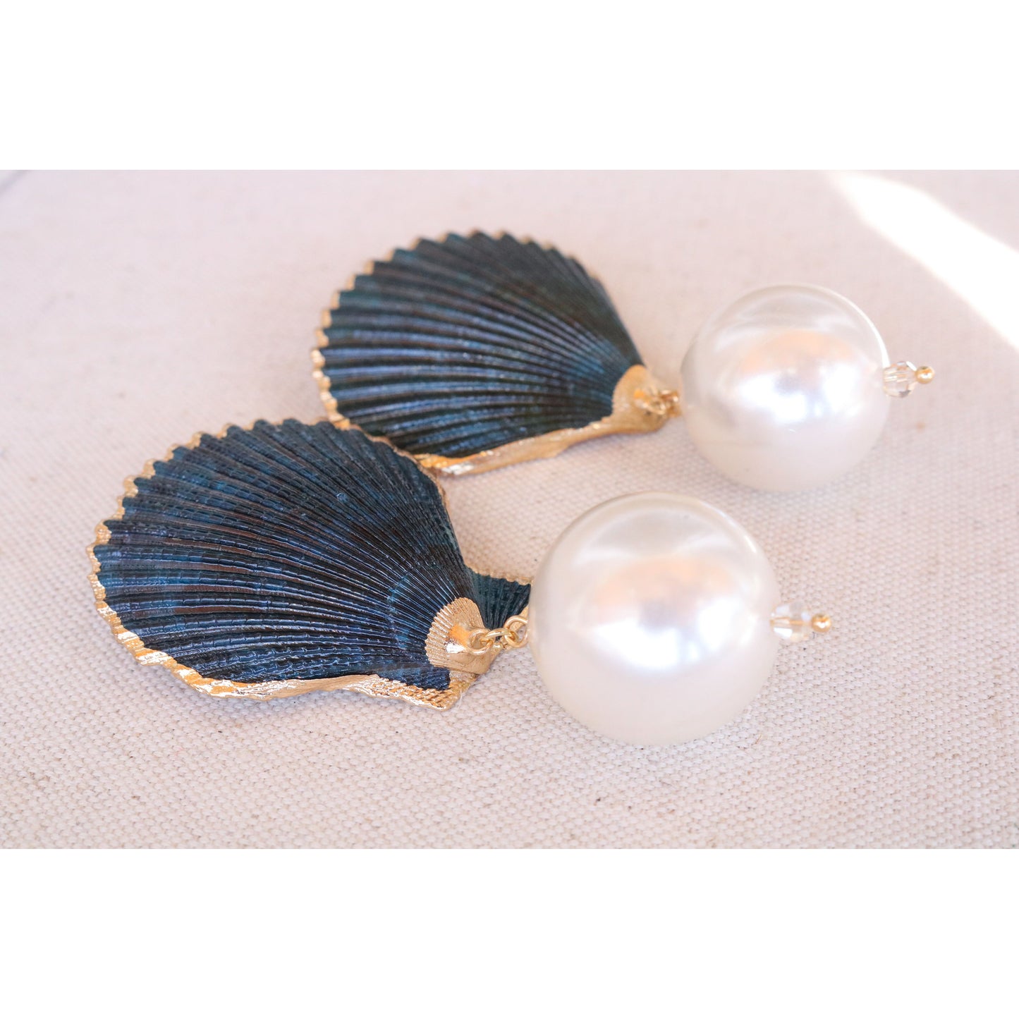 Navy Shell Pearl Earrings