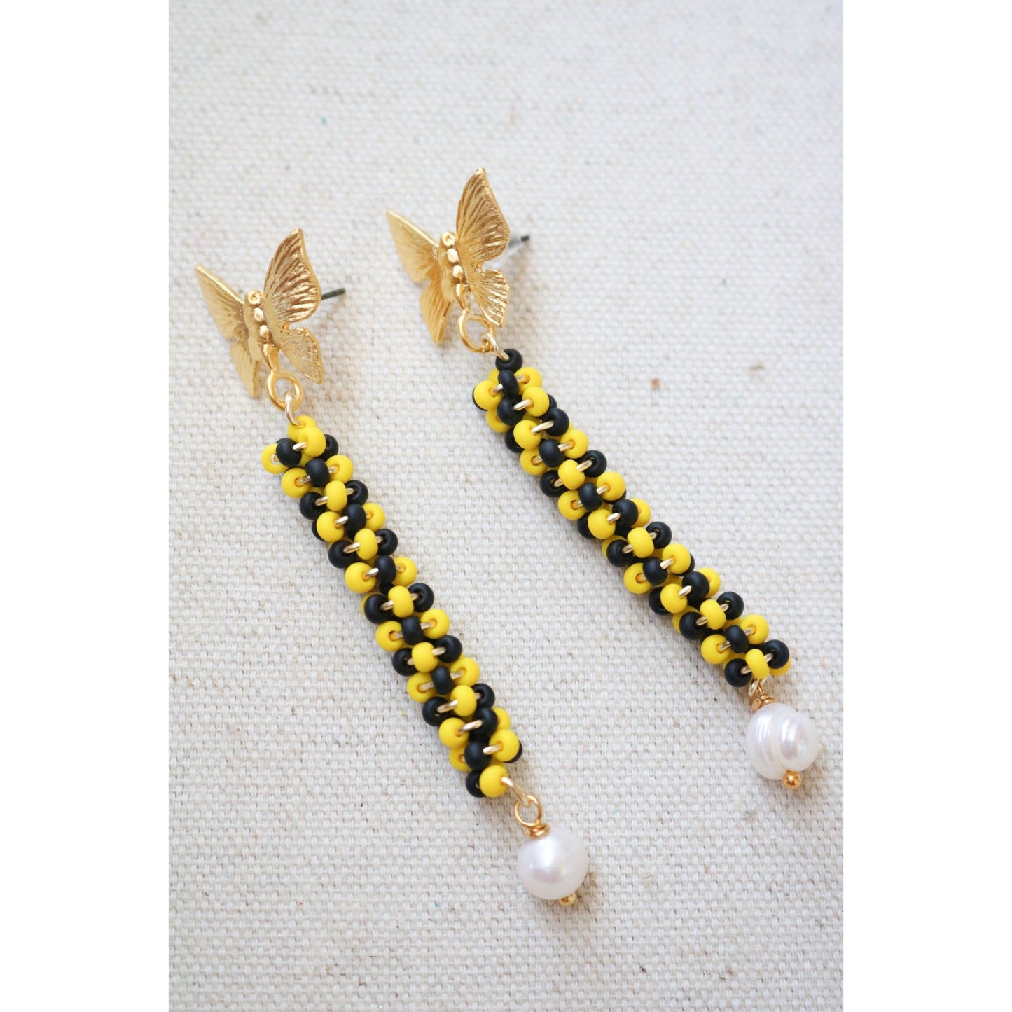 The Tailgate Earring