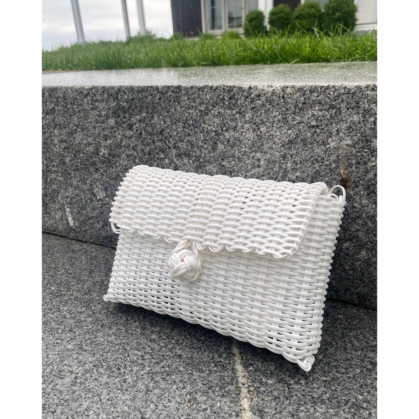 Clutch | Solid White
