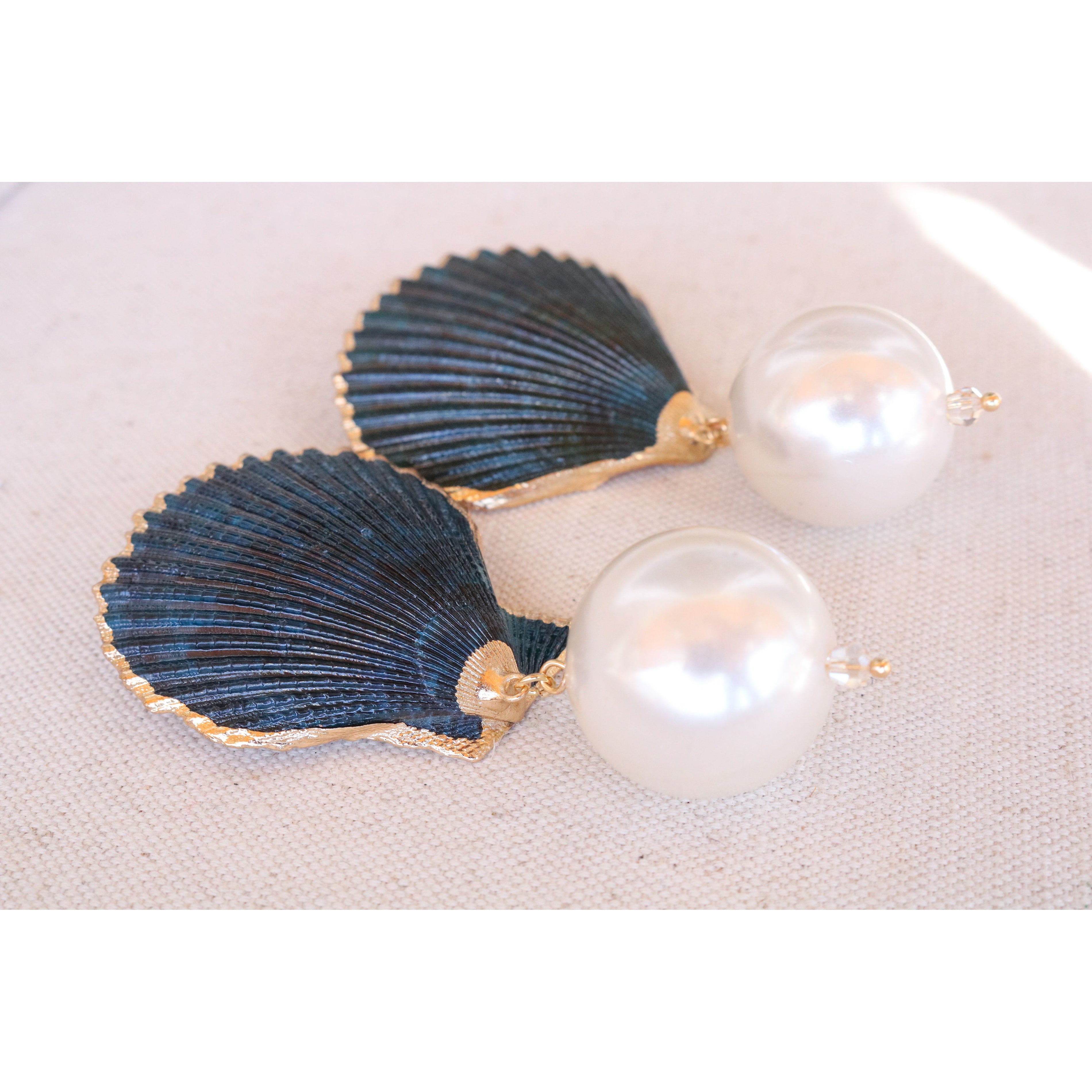 Navy Shell Pearl Earrings