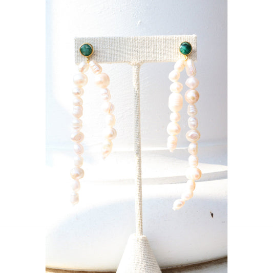 The Siren Asymmetrical Pearl Earring
